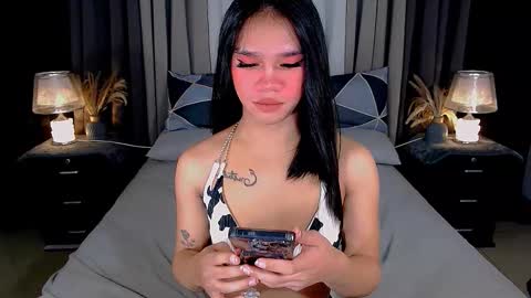 bea takashi  online show from September 16, 9:25 am