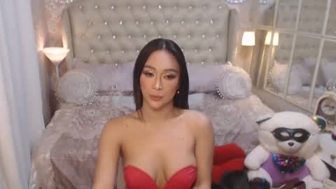 Carla online show from December 7, 7:49 pm