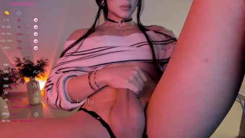Snapshot of sweetest_bella chatting on September 19, 10:37 pm Bella online show from September 19, 10:37 pm