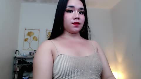 Snapshot of sweetgirl_mayxx chatting on September 24, 7:47 am May online show from September 24, 7:47 am