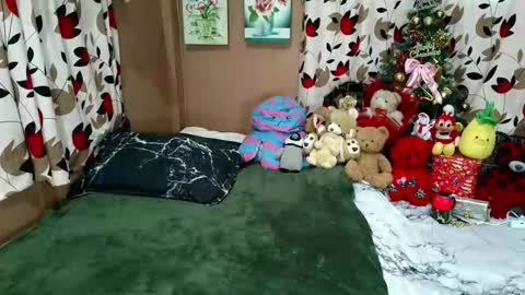 sweetgirllucy24xx online show from September 10, 11:26 pm