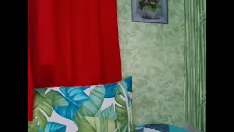 Snapshot of sweetiestkylie chatting on February 17, 4:20 am sweetiestkylie online show from February 17, 4:20 am