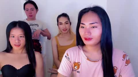   online show from December 8, 11:29 pm