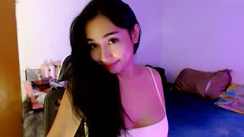 Snapshot of sweetlilly_18 chatting on October 11, 3:09 am Lilly online show from October 11, 3:09 am