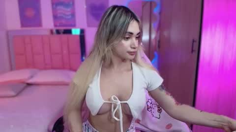 SweetLune online show from October 20, 7:50 pm