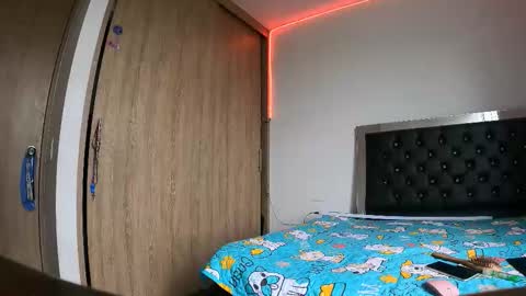 Snapshot of sweetmagic6 chatting on October 27, 12:46 pm sweetmagic6 online show from October 27, 12:46 pm