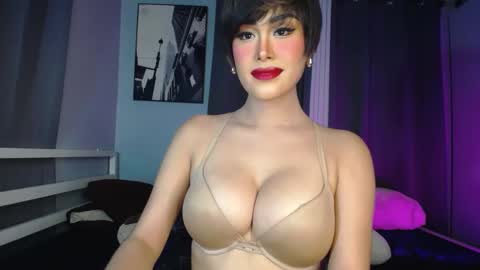 Snapshot of sweetnastygirl chatting on March 3, 11:49 am Queen ARIANA online show from March 3, 11:49 am