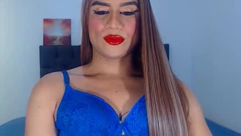 Snapshot of sweetsofiats chatting on September 18, 6:35 pm SOFIA online show from September 18, 6:35 pm