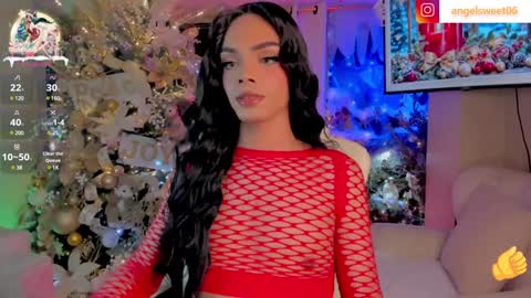 Snapshot of sweett_shinexx chatting on December 26, 2:44 am angel online show from December 26, 2:44 am