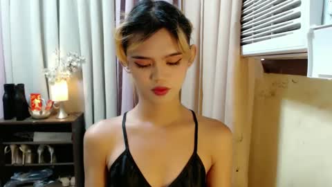 Snapshot of sweetytrannygirlxx chatting on December 29, 4:27 am Megan online show from December 29, 4:27 am