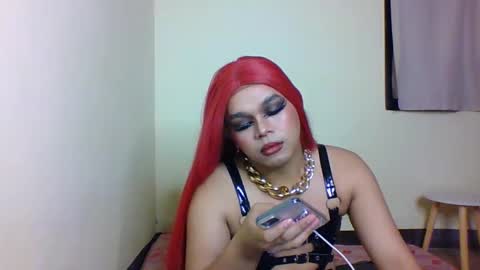 Snapshot of tarahriches chatting on December 7, 6:21 pm tarahriches online show from December 7, 6:21 pm