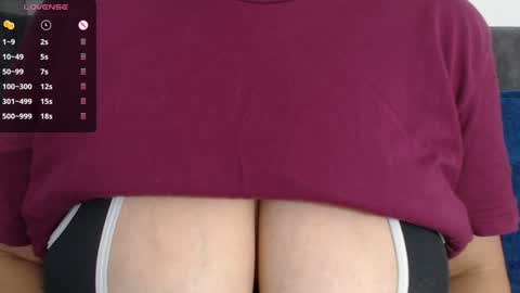 Snapshot of tarrant_ chatting on January 22, 12:49 pm tarrant_ online show from January 22, 12:49 pm