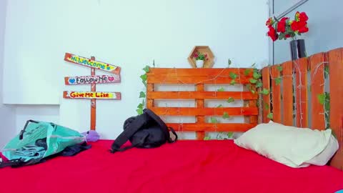 Snapshot of tasty_alan_ chatting on December 30, 7:53 pm tasty_alan_ online show from December 30, 7:53 pm