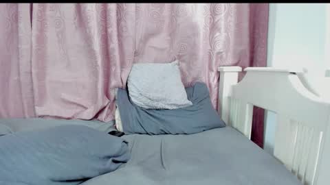 tasty_alan_ online show from November 28, 9:38 pm