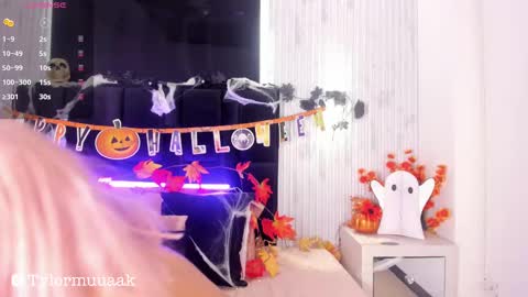 Snapshot of taylor_harveey chatting on October 8, 9:16 pm Taylor Harveey online show from October 8, 9:16 pm