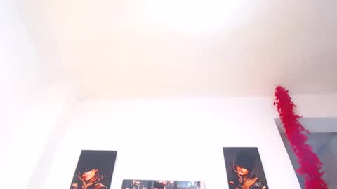 Snapshot of taylorqueen_08 chatting on February 26, 6:26 am taylorqueensex online show from February 26, 6:26 am