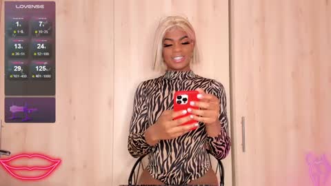 Snapshot of tayssa_maravilh chatting on February 4, 11:59 pm TAYSSA ONLINE FROM 0630 PM - 1130 PM COLOMBIAN HOUR online show from February 4, 11:59 pm