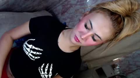 Snapshot of temptationoflust chatting on January 6, 2:48 am Im Dianna DONT FORGET TO FOLLOW ME online show from January 6, 2:48 am