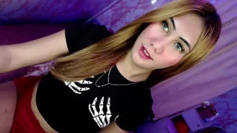Snapshot of temptationoflust chatting on February 5, 5:41 am Im Dianna DONT FORGET TO FOLLOW ME online show from February 5, 5:41 am