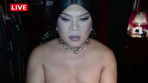 Snapshot of temptress_cocoxxx chatting on December 26, 8:21 pm Mistress Coco online show from December 26, 8:21 pm