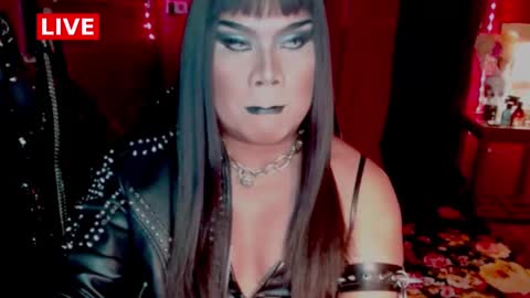 Snapshot of temptress_cocoxxx chatting on February 11, 7:23 am Mistress Coco online show from February 11, 7:23 am