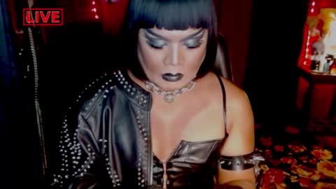 Snapshot of temptress_cocoxxx chatting on February 11, 8:52 pm Mistress Coco online show from February 11, 8:52 pm