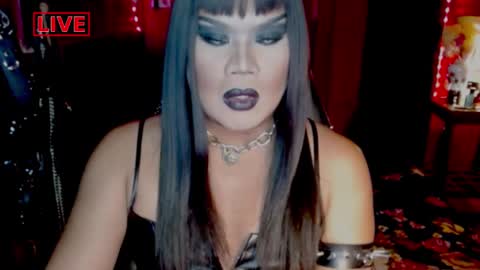Snapshot of temptress_cocoxxx chatting on February 13, 6:08 am Mistress Coco online show from February 13, 6:08 am