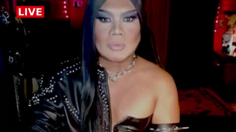 Snapshot of temptress_cocoxxx chatting on March 3, 7:50 am Mistress Coco online show from March 3, 7:50 am