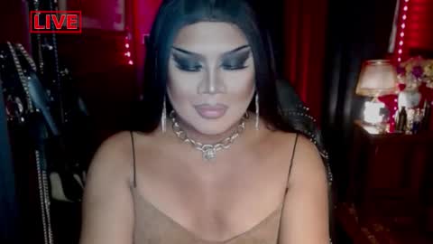 Snapshot of temptress_cocoxxx chatting on September 9, 9:13 pm Mistress Coco online show from September 9, 9:13 pm