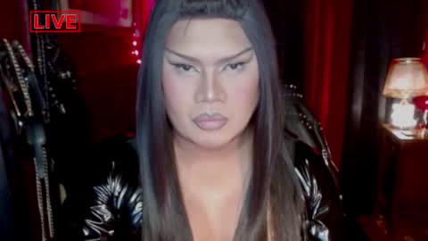 Snapshot of temptress_cocoxxx chatting on September 20, 8:25 pm Mistress Coco online show from September 20, 8:25 pm