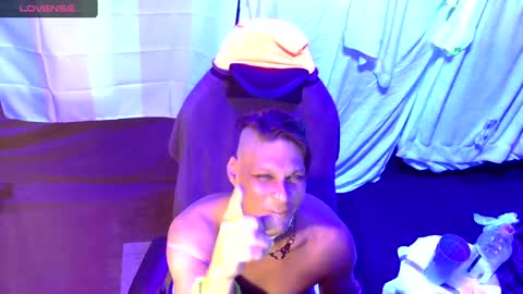 Snapshot of tgirllover69141980 chatting on September 25, 6:37 pm tgirllover69141980 online show from September 25, 6:37 pm