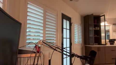 babygirlmami online show from November 27, 12:46 am