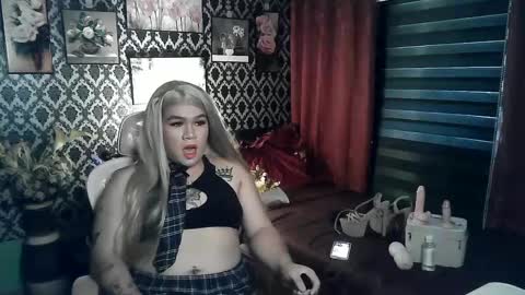 Snapshot of thaliafoxyummy chatting on March 4, 5:42 am thaliafoxyummy online show from March 4, 5:42 am