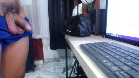 the girl of your dreams online show from October 21, 4:30 pm