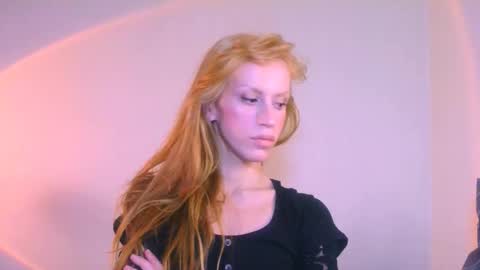 Yolanda online show from December 18, 4:56 pm