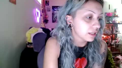 Snapshot of theeking_venus chatting on September 13, 6:57 pm KIng Venus online show from September 13, 6:57 pm