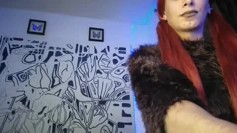 Snapshot of thematryoshka chatting on October 8, 11:28 pm Lucy Lucy online show from October 8, 11:28 pm