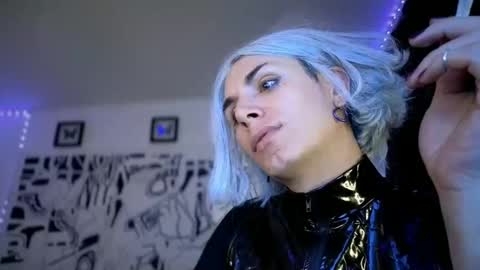 Lucy Lucy online show from October 16, 2:23 am