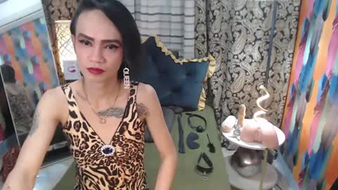 Snapshot of thenchantressduo69 chatting on January 23, 4:05 pm Anne online show from January 23, 4:05 pm