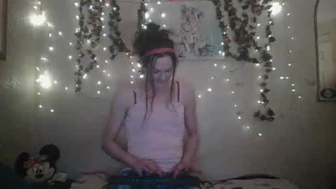 sillymillie0 online show from December 15, 10:04 pm