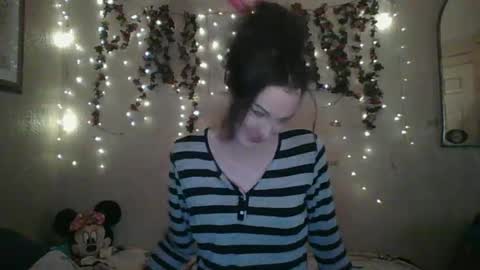 sillymillie0 online show from March 4, 1:55 am