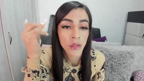 Snapshot of thesquadsex04 chatting on December 27, 7:35 pm Camila online show from December 27, 7:35 pm
