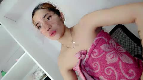 Snapshot of thewhoremistress05 chatting on March 2, 3:02 am stella online show from March 2, 3:02 am