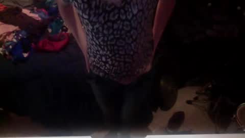 tiffanycase384727 online show from September 17, 12:10 pm