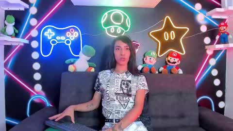 Snapshot of tiffvalentinee_ chatting on January 30, 8:21 pm Tiffany online show from January 30, 8:21 pm