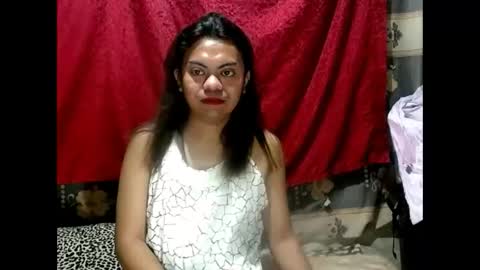 Snapshot of tight_christine chatting on January 20, 5:15 am tight_christine online show from January 20, 5:15 am