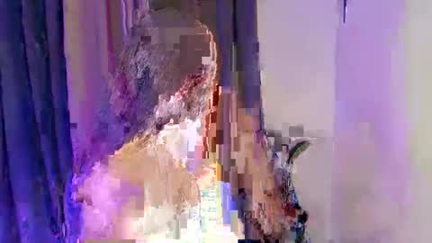 Snapshot of tight_elliana chatting on September 11, 9:28 am tight_elliana online show from September 11, 9:28 am