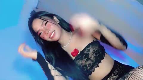 Snapshot of tight_elliana chatting on October 7, 8:43 pm tight_elliana online show from October 7, 8:43 pm