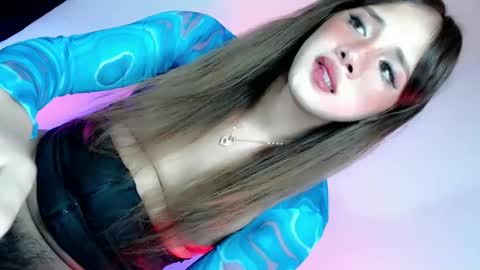 Snapshot of timea_slut69xx chatting on January 10, 11:33 am Happy Birthday To Me online show from January 10, 11:33 am