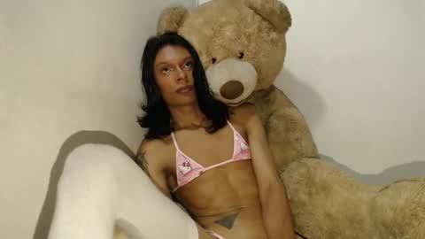 tinaa_williams online show from February 24, 7:19 pm